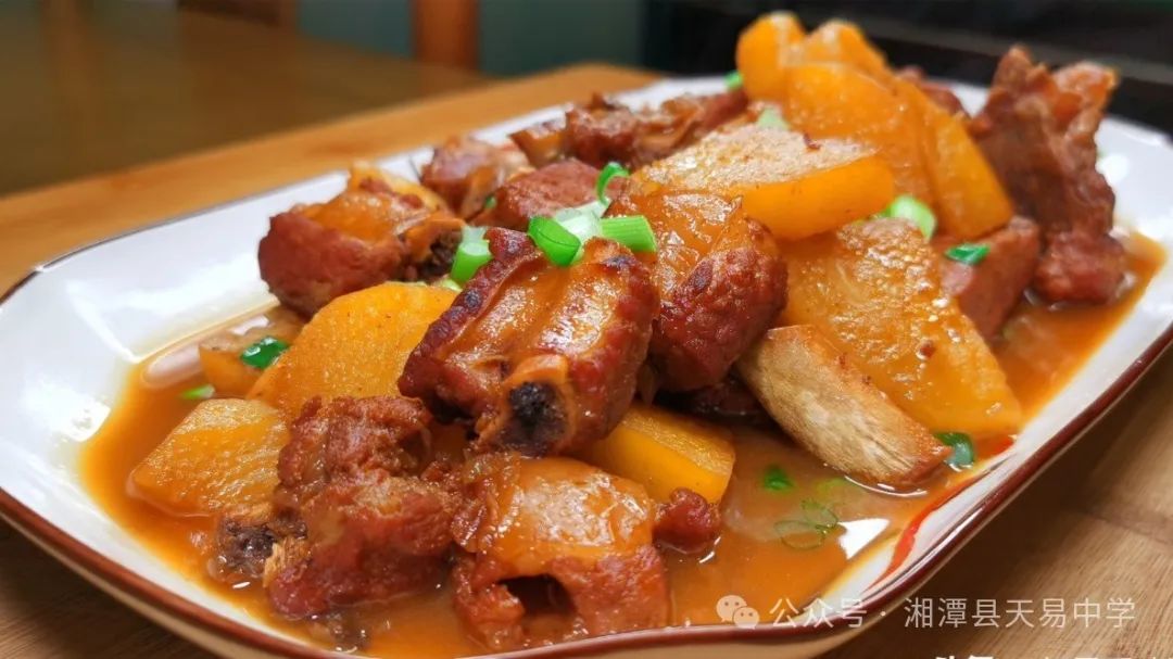 科學(xué)膳食 營養(yǎng)均衡——天易中學(xué)第三周食譜